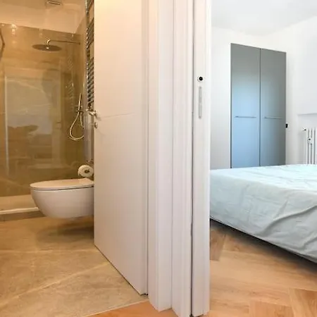 Apartamento Luminoso Bilocale Con Terrazzino *